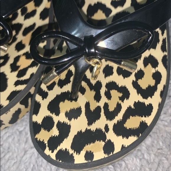 NWOT Kate spade RHETT wedge flip flops Black &Tan Size 9 - Picture 3 of 8